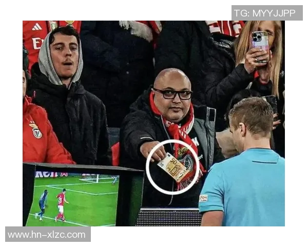 本菲卡逆转AC米兰4-3帽子戏法引发争议判罚全场沸腾