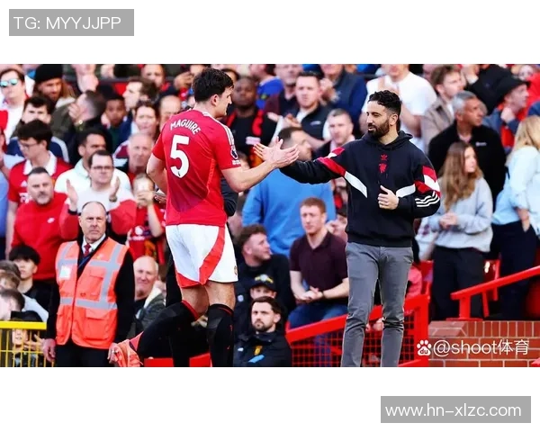 欧联杯曼联大胜里昂绝杀瞬间引发争议判罚全场沸腾