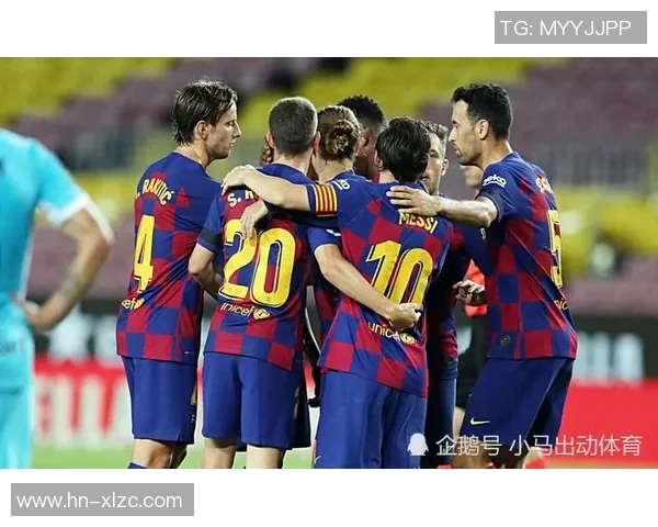 西甲焦点战曼联与AC米兰战平红牌事件引发全场热议